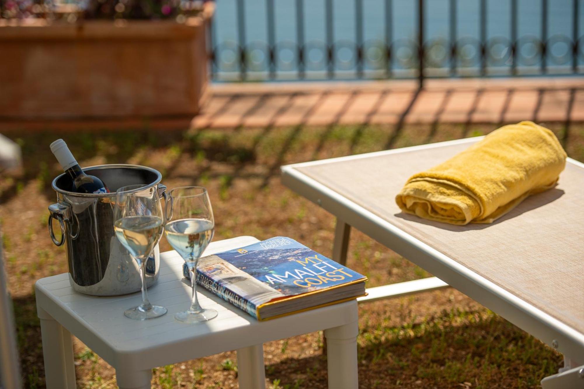 Villa Il Lupo Felice Ravello Kültér fotó